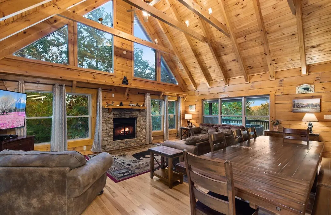 Cozy Bear Lodge-1