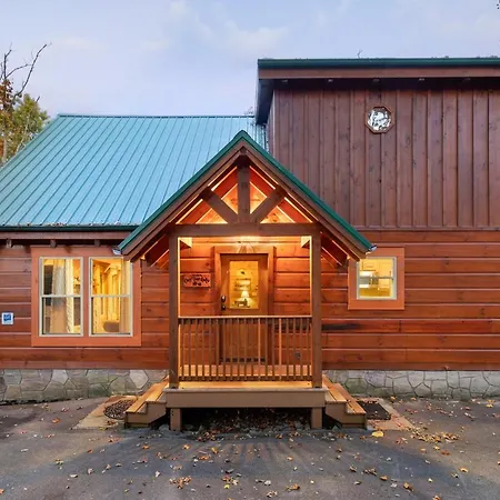 Cozy Bear Lodge-2